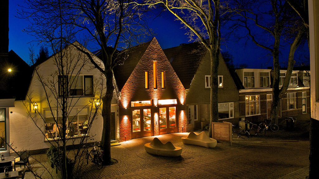 Hakken in het Zand – Fay Lovsky in Vlieland