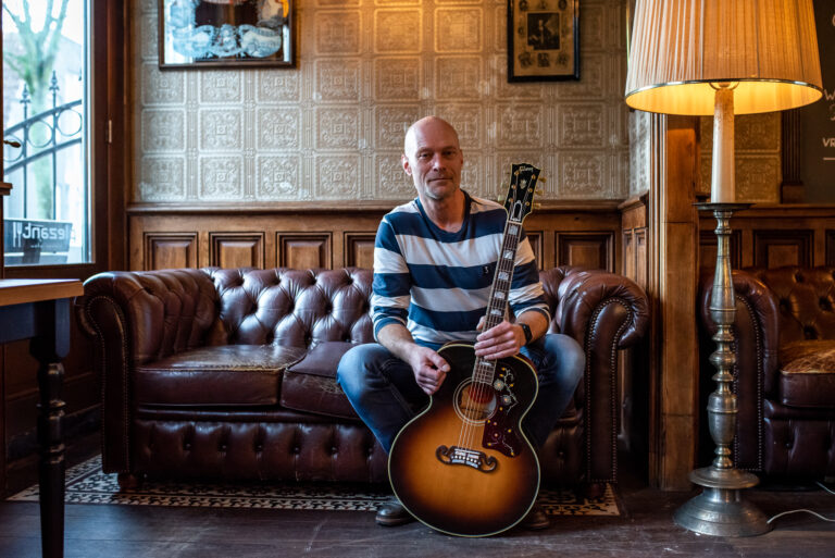 Live muziek in de Zeevaert – Sjoerd Elsinga — muziek op Vlieland
